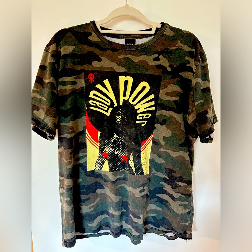 OBEY propaganda - Lady Power vintage tee
